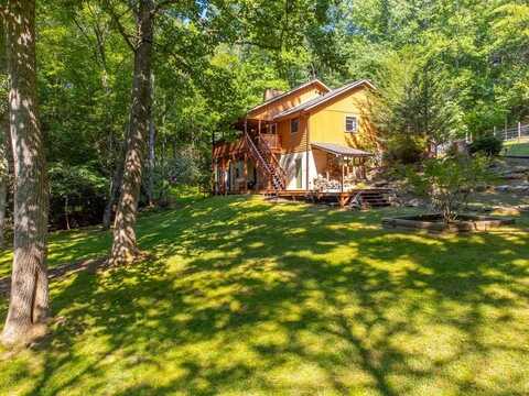 188 Heritage Way, Otto, NC 28763