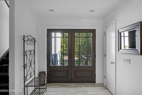2113 First Avenue, Allenwood, NJ 08720