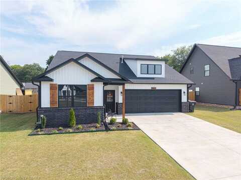 9027 Carson WY, Fort Smith, AR 72908