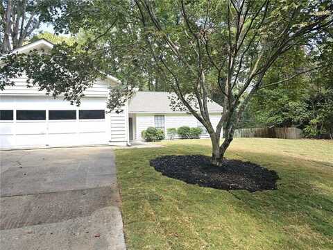 620 Lake Forest Court, Roswell, GA 30076