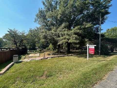 124 Main Lake Drive SE, Acworth, GA 30102
