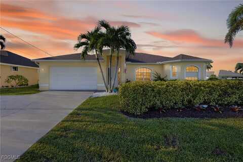 2606 Beach Parkway W, Cape Coral, FL 33914