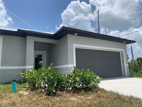 8012 Spice Court, Labelle, FL 33935