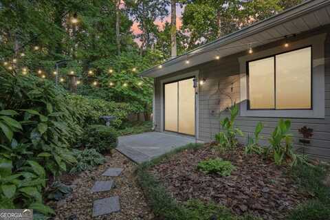 2955 SE Torreya, Marietta, GA 30067