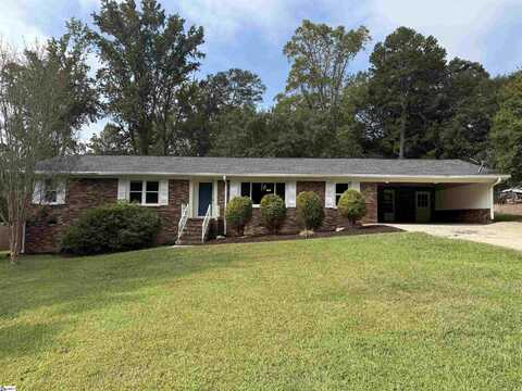 405 Confederate Circle, Taylors, SC 29687