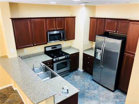1525 SPICED WINE Avenue, Henderson, NV 89074