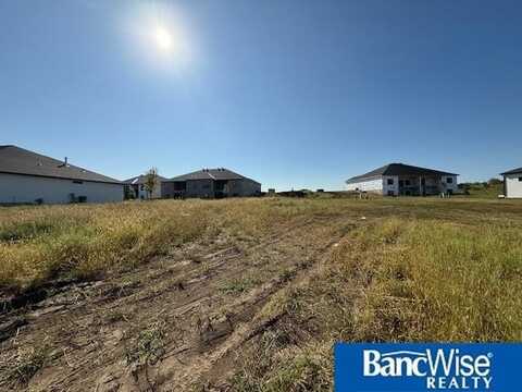 9201 Marbella Drive, Lincoln, NE 68520
