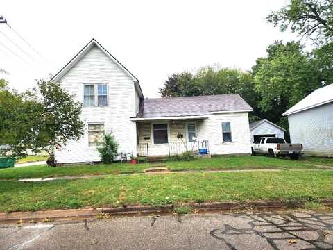1200 Third Street, Three Rivers, MI 49093