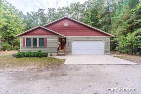 3665 E River Road, Twin Lake, MI 49457