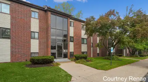 3396 Devonwood Hills NE, Grand Rapids, MI 49525