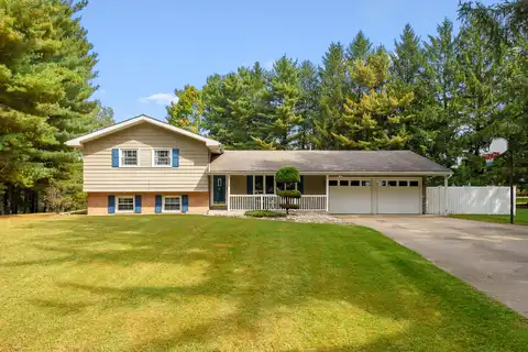 114 Wanondoger Circle, Battle Creek, MI 49017
