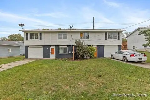 4130-4132 Norman Drive SE, Kentwood, MI 49508