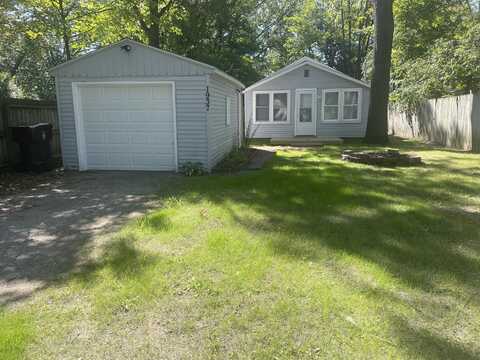 1937 E Isabella Avenue, Muskegon, MI 49442