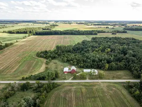 10251 E Burt Road, Pittsford, MI 49271