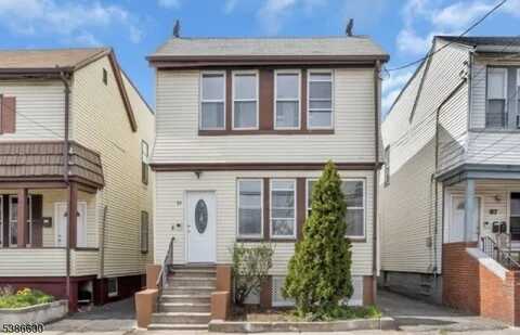 89 Schley St, Newark, NJ 07112