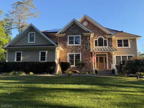 11 Belrose Ct, Washington, NJ 07853