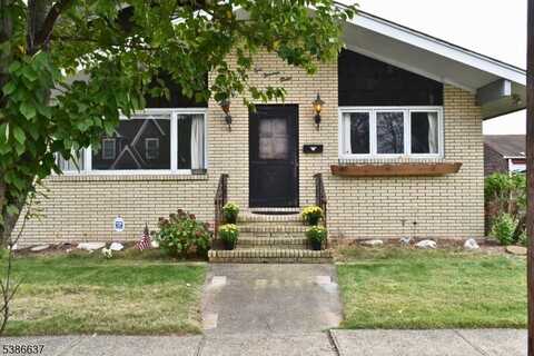 112 17Th Ave, Elmwood Park, NJ 07407