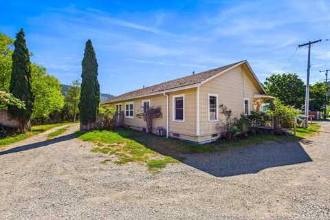 441  443 Dixie Street, Rio Dell, CA 95562