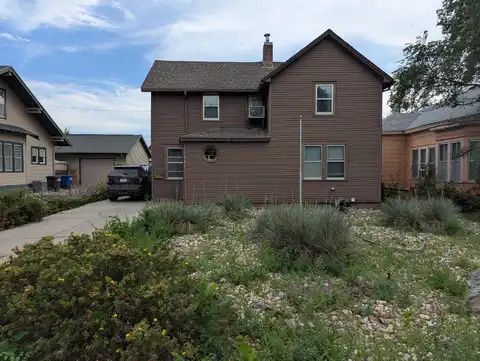 517 W 2nd Ave, Mitchell, SD 57301