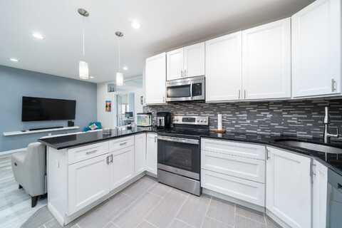 75 LIBERTY AVE, JC, Journal Square, NJ 07306