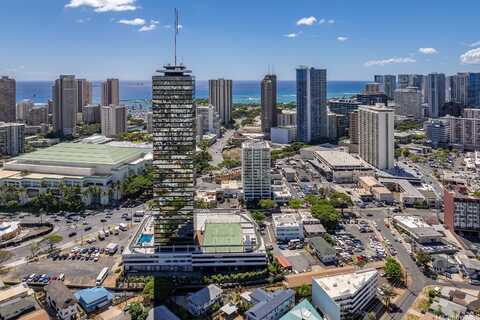 1750 Kalakaua Avenue, Honolulu, HI 96826