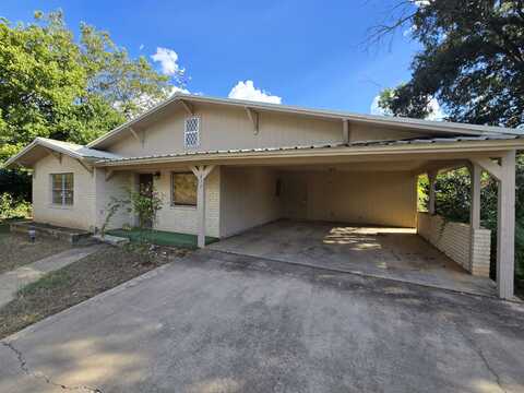 410 E Main Street, Llano, TX 78643