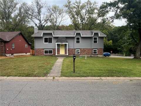 4937 NW Woody Creek Lane, Kansas City, MO 64151