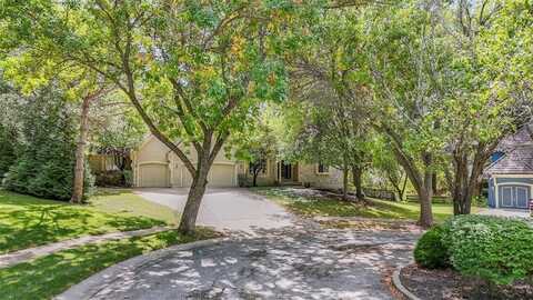 4417 W 130th Street, Leawood, KS 66208