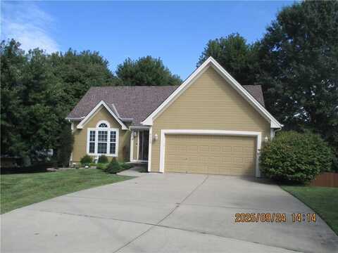 9115 N Camden Avenue, Kansas City, MO 64154