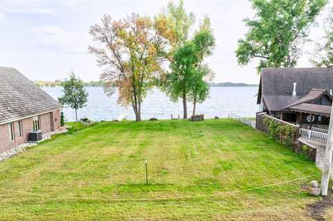 23795 178th Street, Okoboji, IA 51355