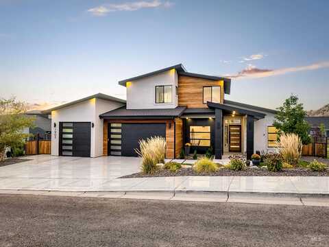 1903 S Meteor Way, Boise, ID 83712