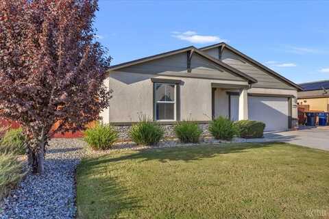 2216 Chism Avenue, Tulare, CA 93274