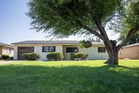 303 SW 18th Street, Seminole, TX 79360