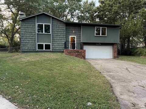3404 Oxford Court, Lawrence, KS 66049