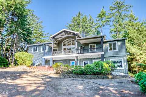 1009 NW Salal Drive, Waldport, OR 97394