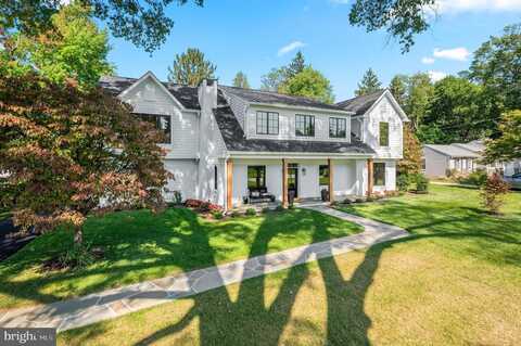 427 SCHOOL LN, WAYNE, PA 19087