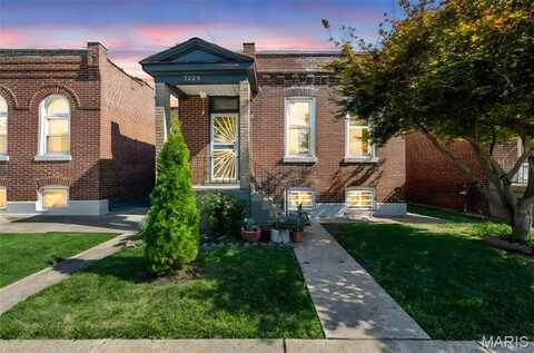 5228 Vermont Avenue, Saint Louis, MO 63111