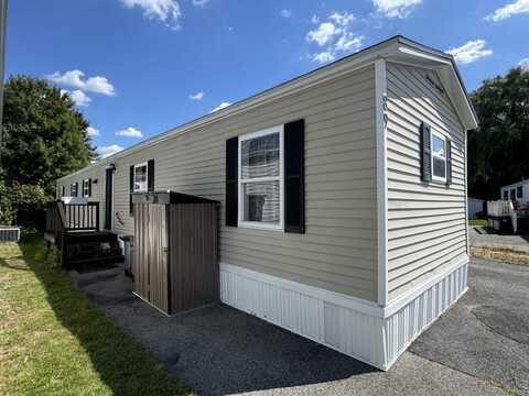 89 End Street, Salem, NH 03079