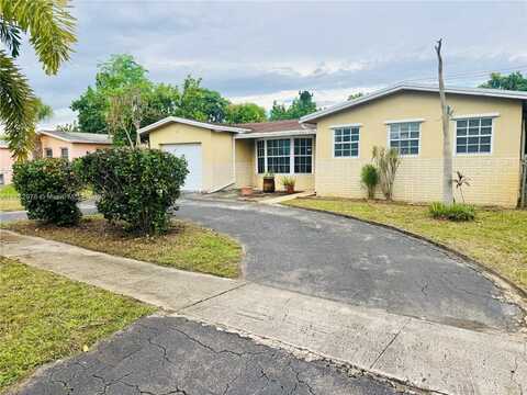 4771 NW 20th St, Lauderhill, FL 33313