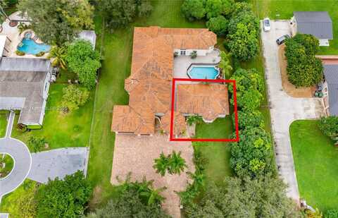 9981 SW 70th St, Miami, FL 33173