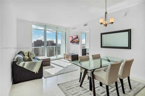 185 SW 7th St, Miami, FL 33130