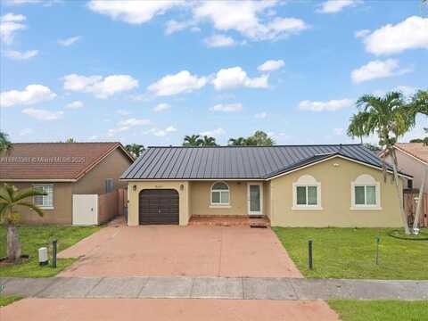 15327 SW 179th Ter, Miami, FL 33187