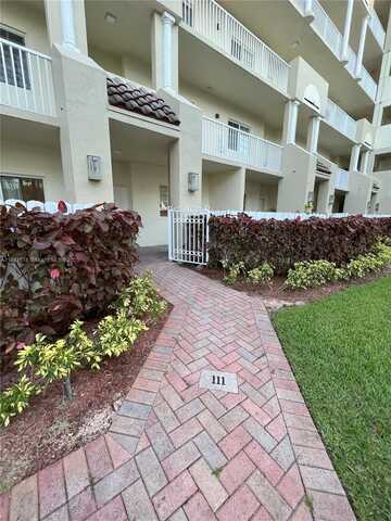10710 NW 66th St, Doral, FL 33178