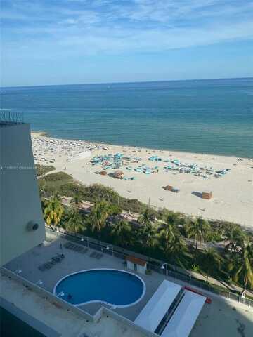 2899 Collins Ave, Miami Beach, FL 33140