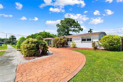 9835 SW 197th St, Cutler Bay, FL 33157