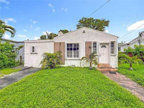 47 NW 49th St, Miami, FL 33127