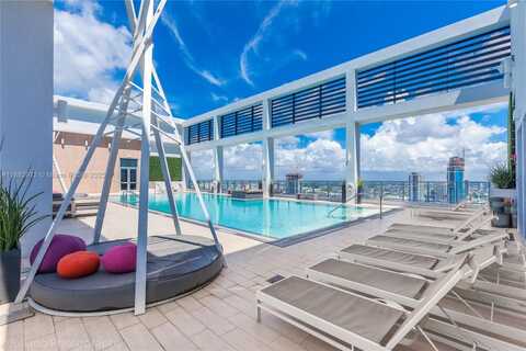151 SE 1st St, Miami, FL 33131