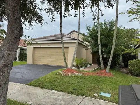 1316 Majesty Ter, Weston, FL 33327