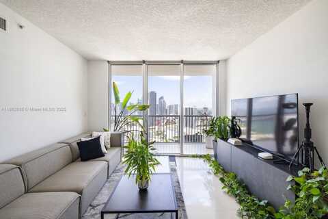 1750 N Bayshore Dr, Miami, FL 33132