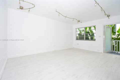 344 Meridian Ave, Miami Beach, FL 33139